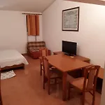 Lav * Πόρετς
